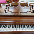 1993 Walnut Wurlitzer console piano - Upright - Console Pianos