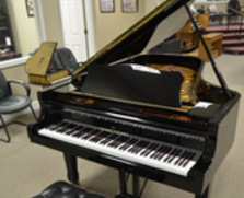 Young Chang G213 Grand Piano