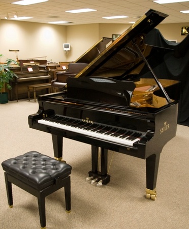 2006 Seiler 9ft Konzert Grand - Grand Pianos