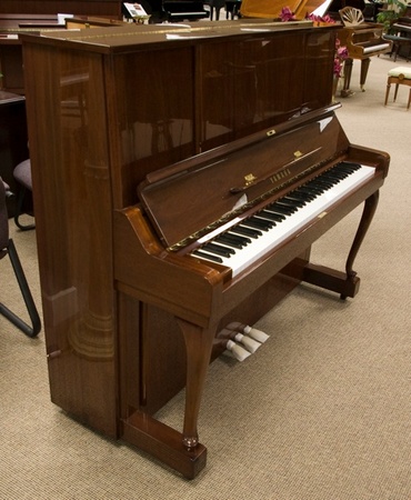 1980 Yamaha Studio Piano