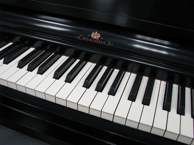 1965 black wurlitzer spinet piano