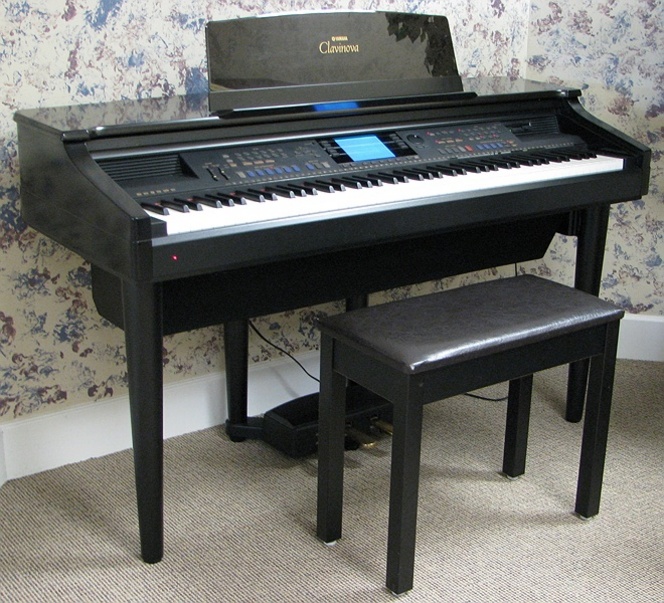 2001 Yamaha Clavinova CVP-107 - Digital Pianos