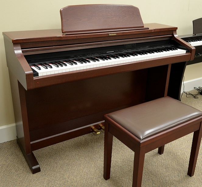 2001 Technics SXPX336M Digital Piano