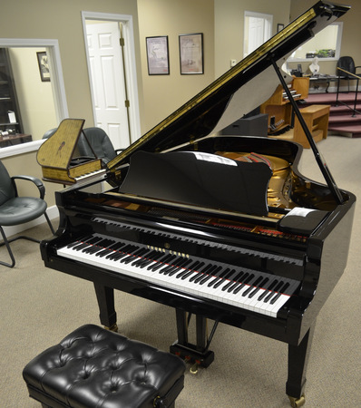 1989 Young Chang G213 Grand Piano - Grand Pianos