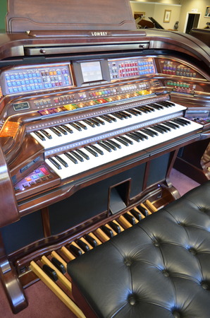 lowrey digital piano mdp 100 lowrey digital piano mdp 100