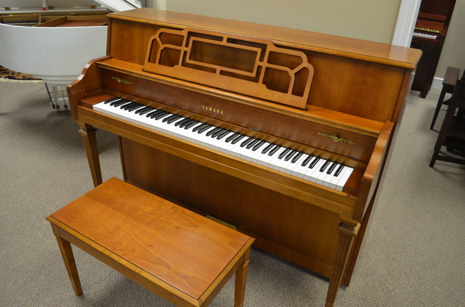 1997 Yamaha MP50H Console Piano with Silent System - Upright - Console Pianos