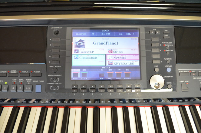 Yamaha cvp 409 grand piano online