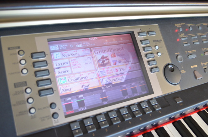 Clavinova CVP 207 Yamaha Clavinova CVP 207 Digital Piano