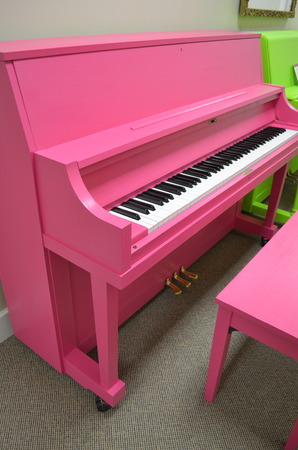 piano yamaha p22 studio upright pink pianos prev 1994